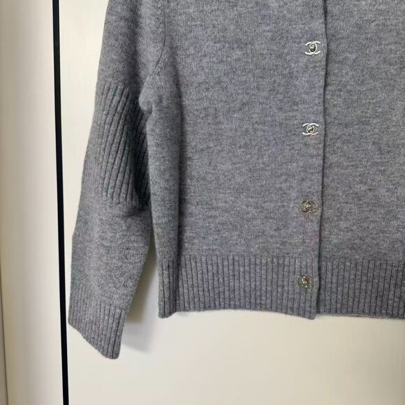 Chanel gray Cardigan Size 36 - Picture 6 of 11